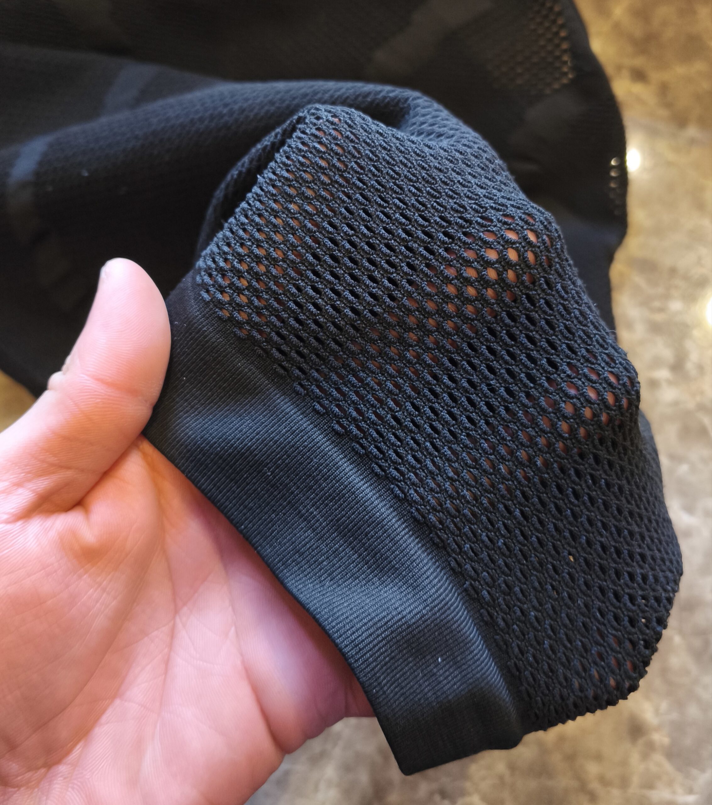 【荻窪店】ベースレイヤー着てますか?