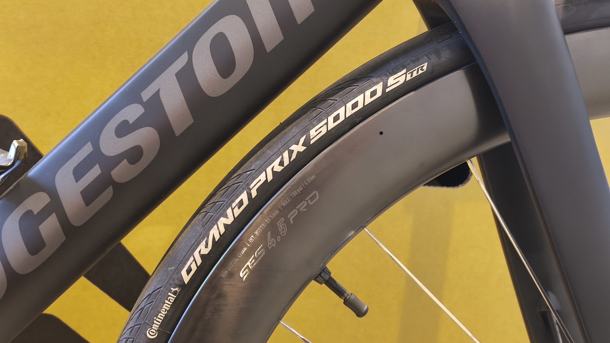 【荻窪店】チューブレスに変えてみて